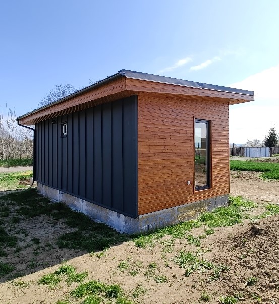 Side exterior view of the completed Tiny House